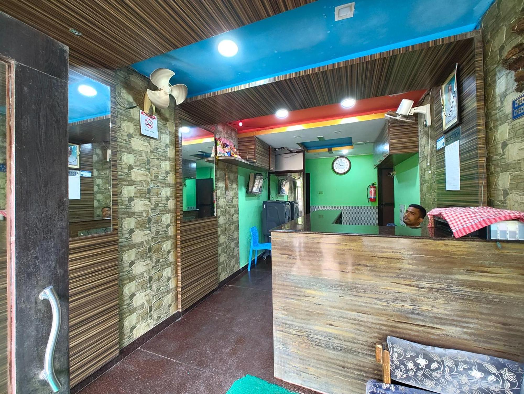 Goroomgo Samrat Palace Puri Near Sea Beach With Parking Facilities - Restaurant Available - Couple Friendly Εξωτερικό φωτογραφία