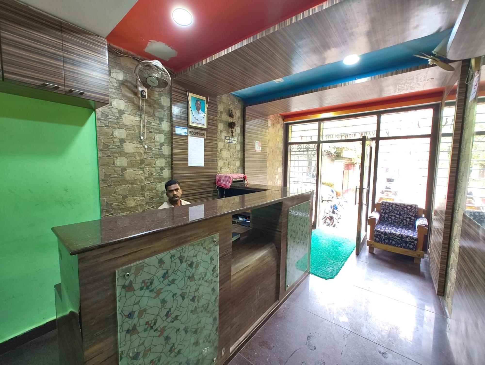 Goroomgo Samrat Palace Puri Near Sea Beach With Parking Facilities - Restaurant Available - Couple Friendly Εξωτερικό φωτογραφία